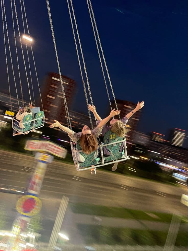 Why Swiping Apps Fail for Friendship (And How 'Vibe Posts' Solve It)